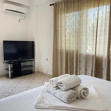 Dimora Seaside Apartments *