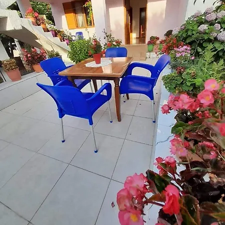 Apartment Kalemi